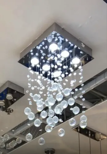 Lustre de Cristal Novo na Caixa