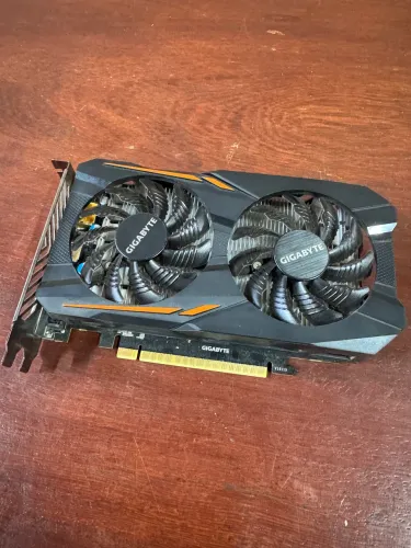 GTX 1050Ti 4Gb - excelente estado