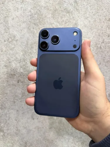 XR COM CARCAÇA DO 17 PRO AZUL 64GB 