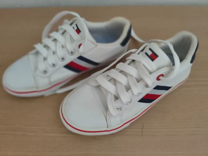 Tênis Tommy Hilfiger