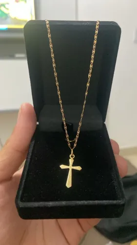 Cordão feminino em ouro 18k