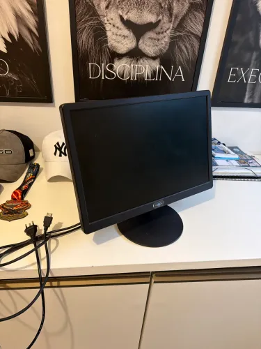 Monitor 19 polegadas 