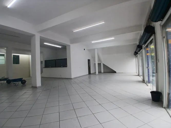 Ponto Comercial para Locação em Sorocaba, Jardim Santa Cecília, 2 banheiros, 2 vagas