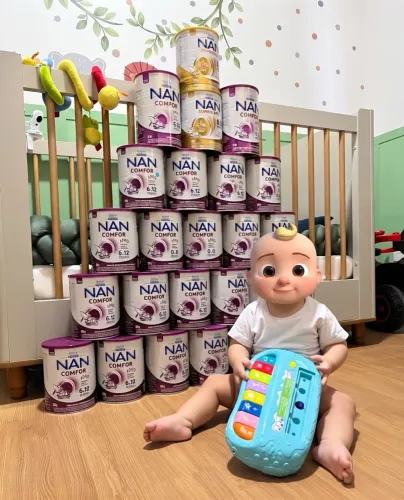 Latas de leite vazias para artesanato