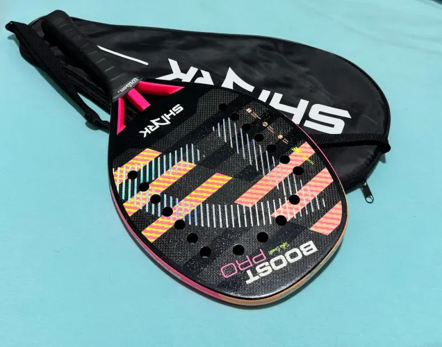 Raquete de beach tenis shark