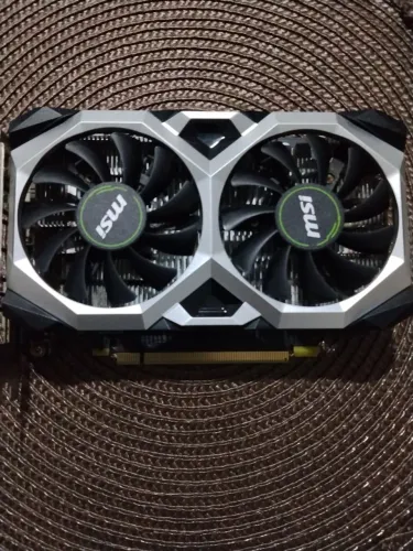 Placa de vídeo GTX 1650 MSI, queimada.