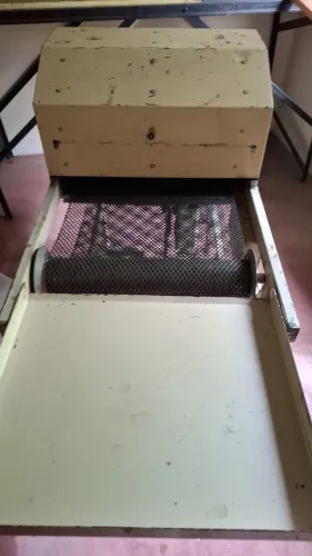Máquina de relevo americano