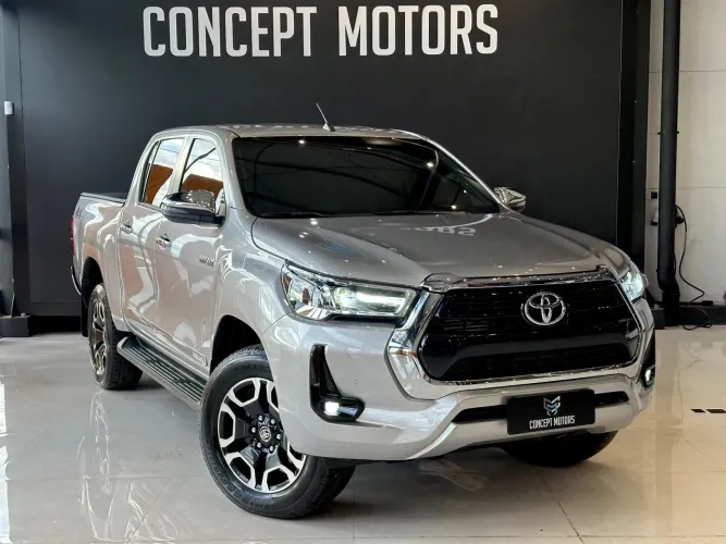 Toyota Hilux CD SRV 4X4 2.8 TDI Diesel Aut. 2025