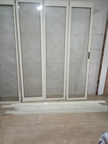 PORTA BALCAO ALUMINIO BRANCO 4 FOLHAS