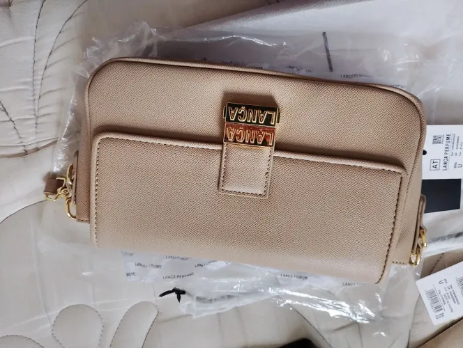 Bolsa Lança Perfume material poliuretano