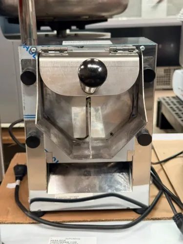 BRQ-10L RALADOR DE QUEIJO E COCO C/3 DISCOS BRAESI