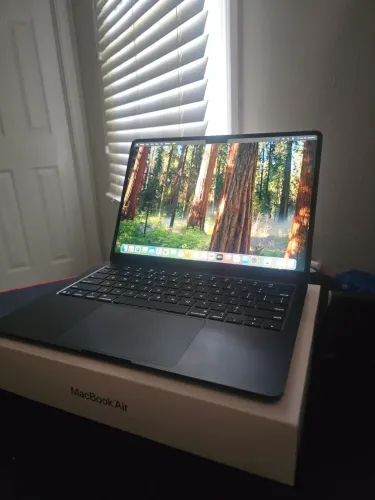 MacBook Air M4 ? Midnight | 100% saúde da Bateria e apenas 10 ciclos de carga