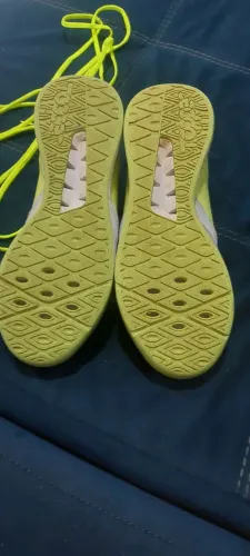 Tênis de Futsal Topper Seminovo, Tamanho 39 - R$ 250