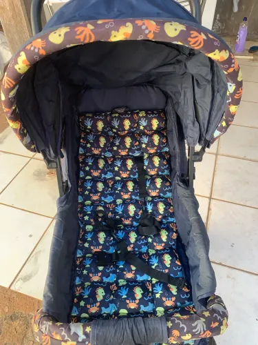 carrinho de bebê