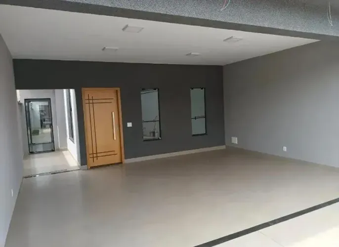 Oportunidade em Bela casa 3 quartos 2 banheiros,150m²