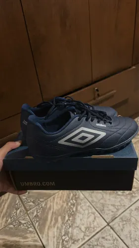 Chuteira Umbro Original - Tamanho 40