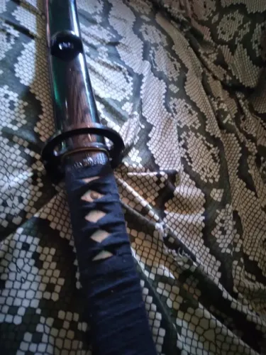 Kataná musashi em aço carbono 1045