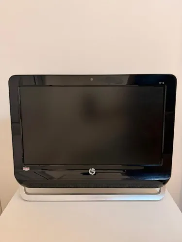 PC All in One HP 18-1000BR | 8GB RAM | SSD 240GB | Tela 18,5?