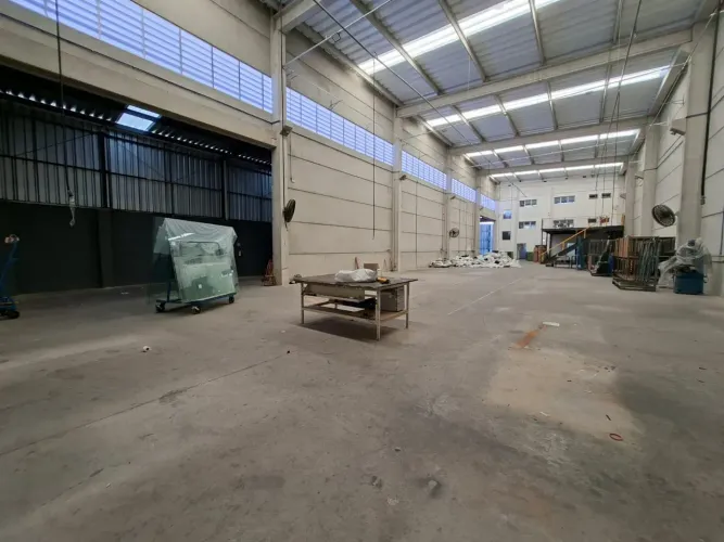 Galpão Industrial para VENDA  1.370 m² | Zona Industrial de Sorocaba