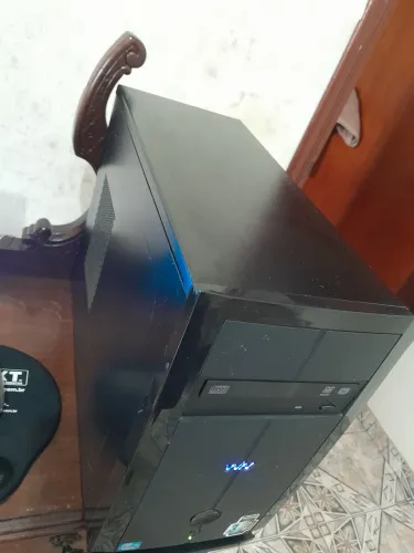 VENDO DESKTOP i3-2130 CPU 3.40GHz RAM 6GB