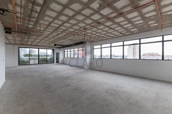 SALA COMERCIAL | EXCELENTE LOCALIZAÇÃO E ESPAÇO