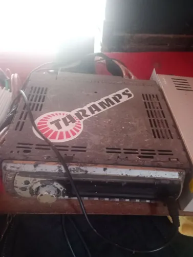 Vende-se um rádio Pioneer