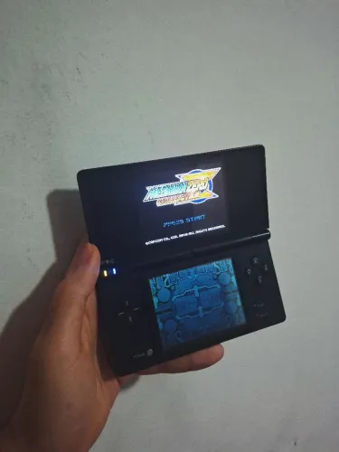 Nintendo DSi preto