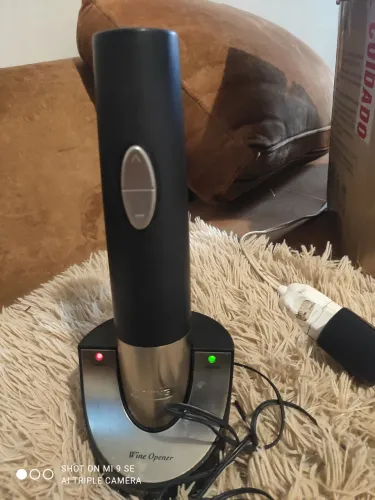 Saca rolha eletrico