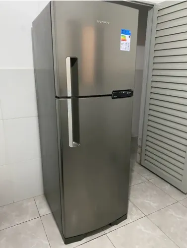 Geladeira brastemp 375L