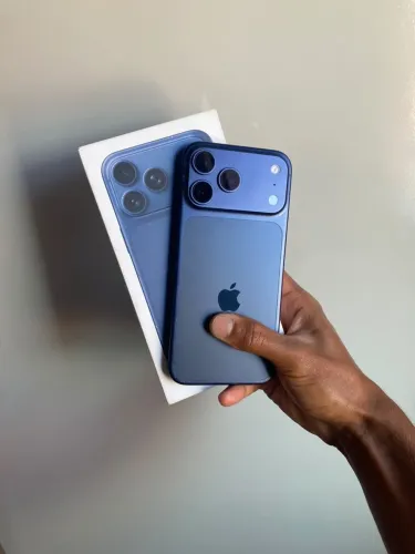 iPhone 17 pro max
