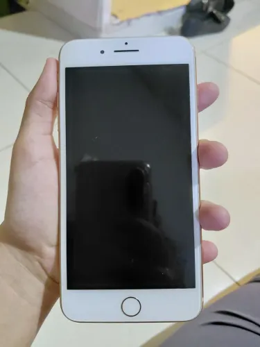 Iphone 8 plus semi novo