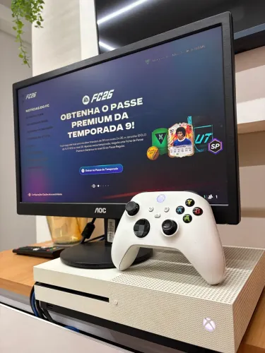 Xbox one S 1 tera + monitor