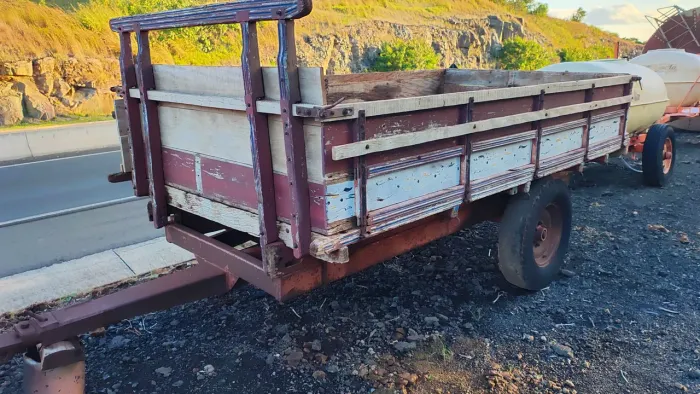Careta agrícola trator