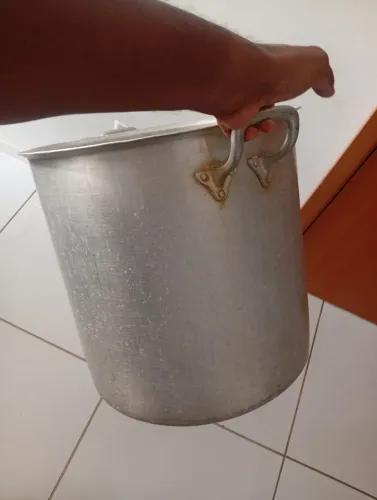 Panela industrial para cozinha grande