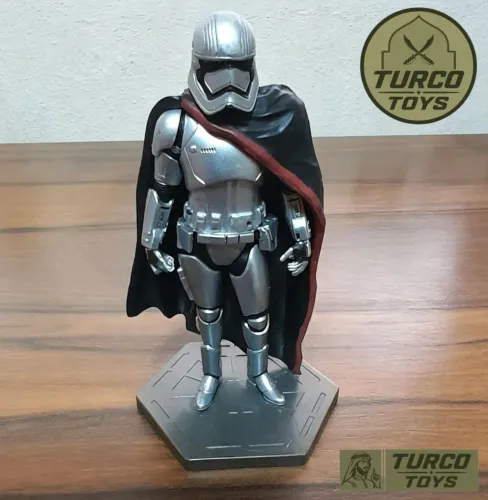 CAPITÃO PHASMA STAR WARS 10cm (DISNEY) ORIGINAL