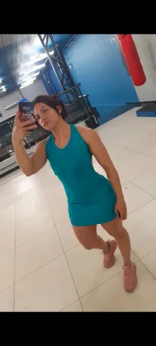 Vestido e shorts