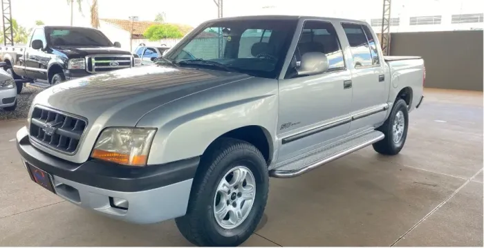Chevrolet S10 Pick-up Luxe 2.8 4X2 CD TB Int.dies. 2002