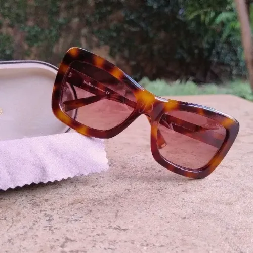 Óculos de Sol Quadrado de Tartaruga da Max Mara
