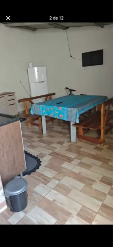 Vendo casa com quatro quartos um suíte sala cozinha banheiro lavanderia