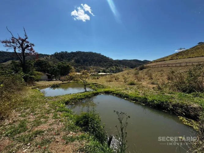 Casa com 2 dormitórios à venda por R$ 560.000,00 - Secretário - Petrópolis/RJ
