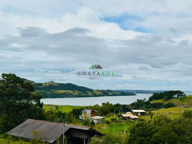 Uma propriedade que tem a água como parte da paisagem