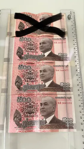 Lote 3 Cédulas 500 Riels Camboja 2014 - Rei Norodom Sihamoni - UNC (Não Circuladas)