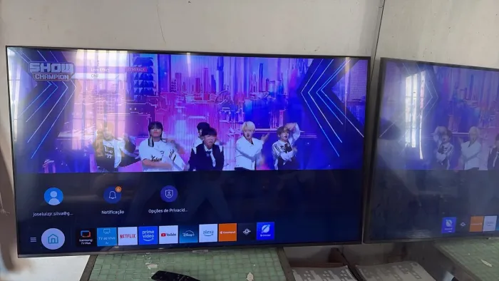 Vendo tv 43 polegadas,Samsung 4k