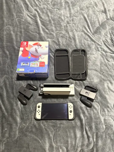 Switch Oled com acessórios