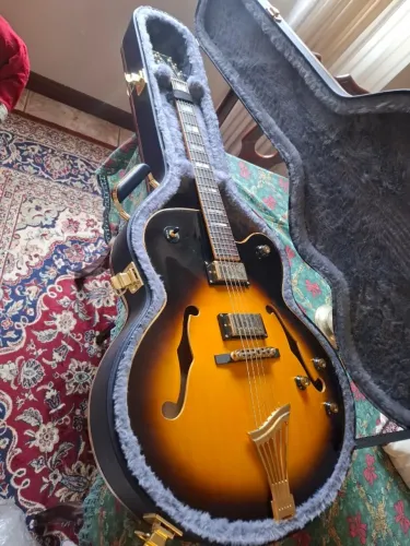 Condor JC 602 - Semi-acústica Sunburst c/ Hard Case - Jazz, Blues, Bossa Nova e MPB