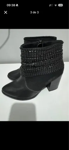 Bota de salto tamanho 36