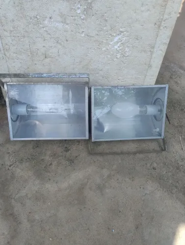 2 Refletores de campo