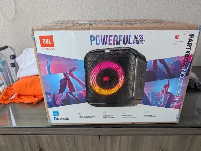 Caixa de Som Bluetooth PartyBox Encore Essencial JBL - Produto Novo Lacrado na Caixa