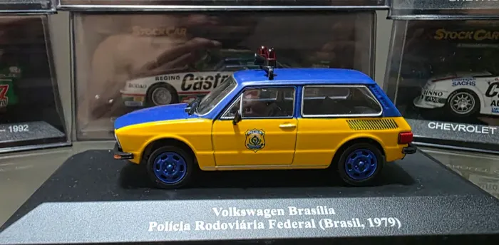 Miniatura Brasília PRF 1979 - Parachoques pretos
