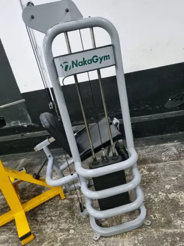 Cadeira extensora Nakagym